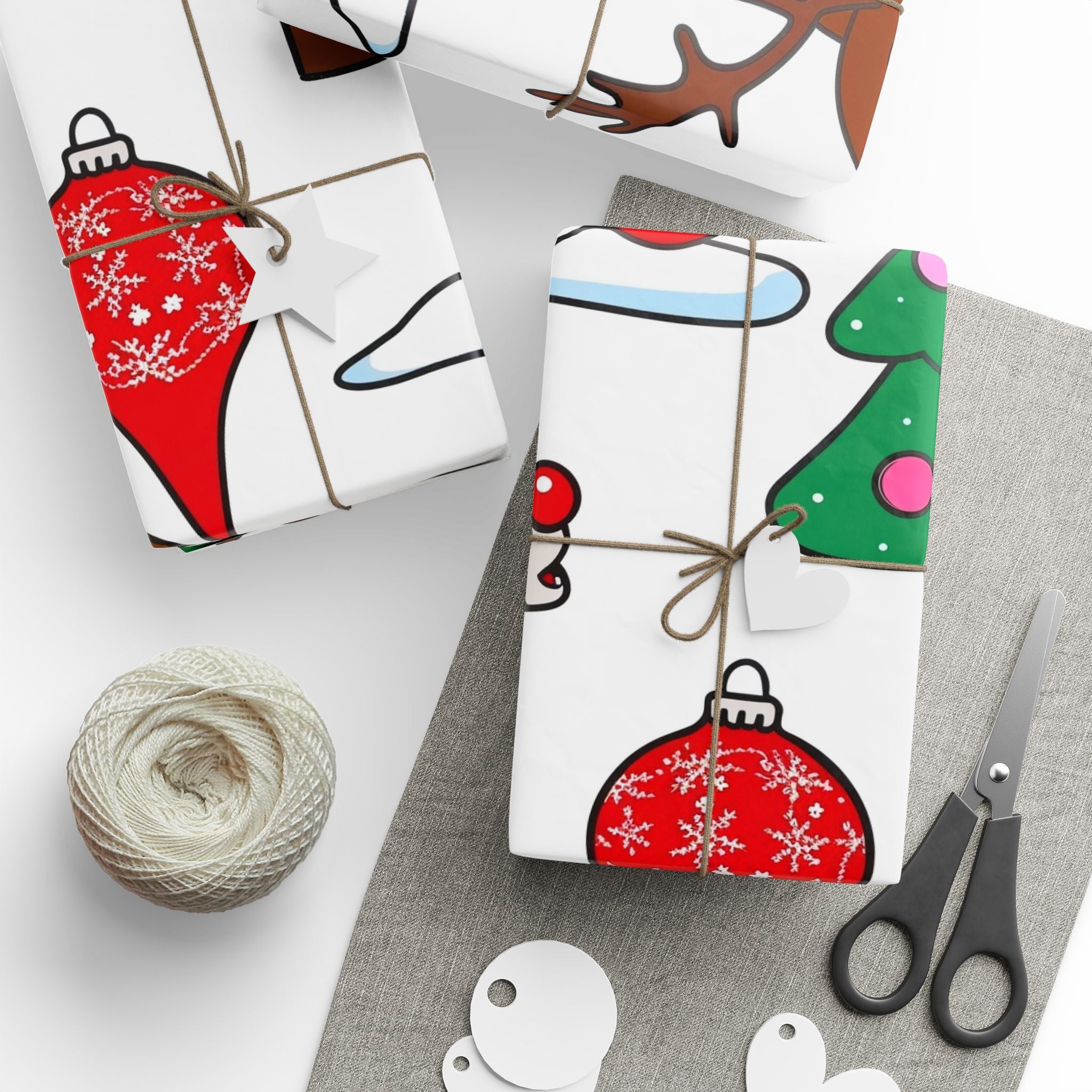 Reindeer Pattern Wrapping Paper | Christmas Trees Ornaments Gifts
